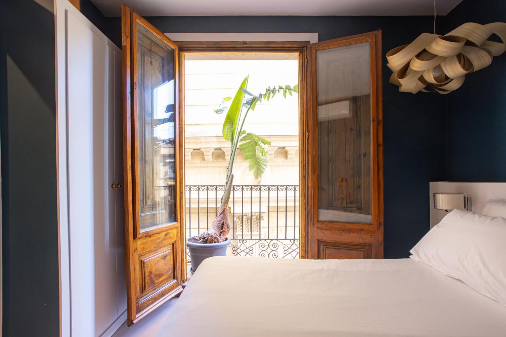 Hostal Sol Y K Barcelona Exterior photo
